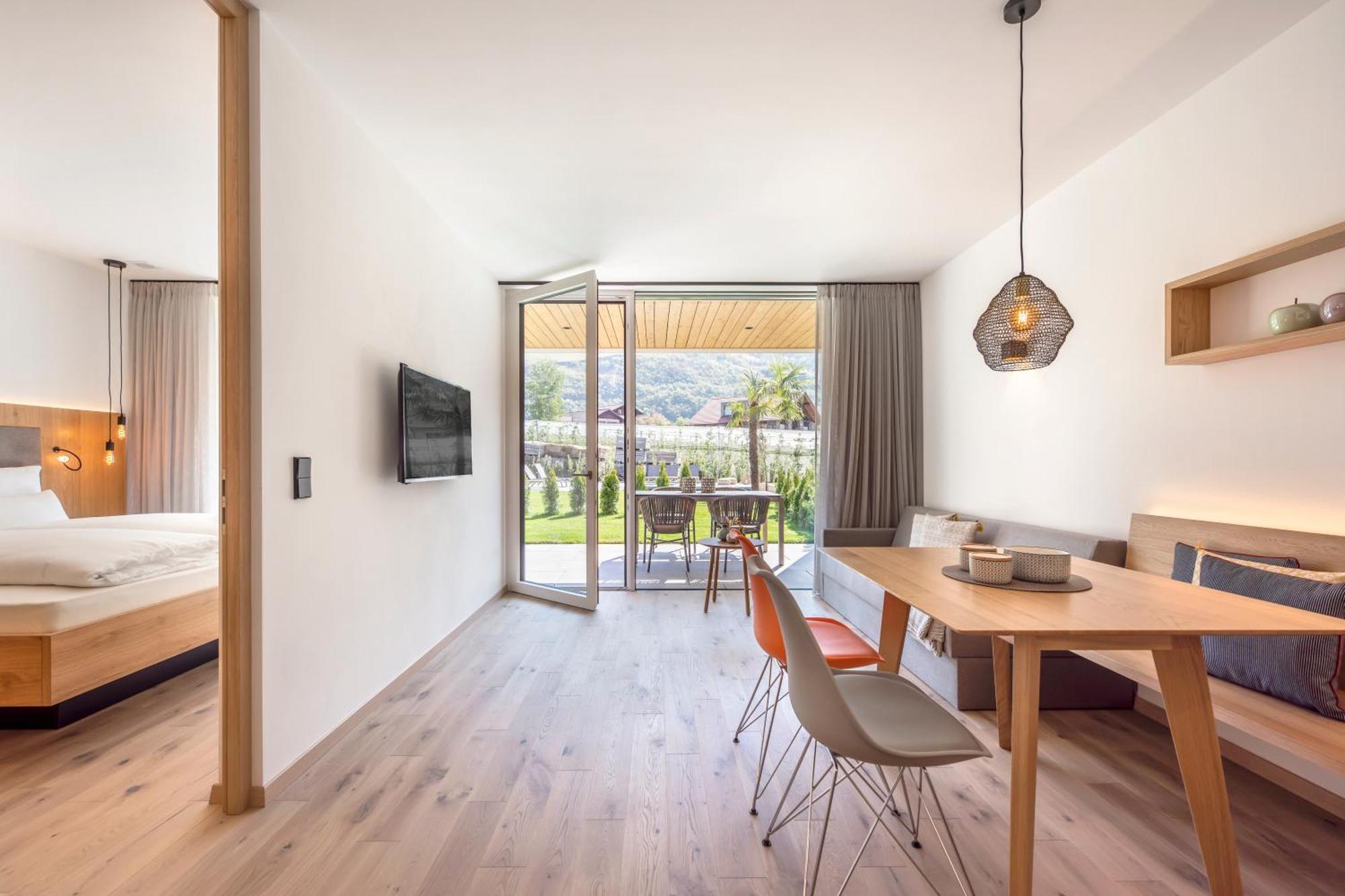 Heacher Apartment